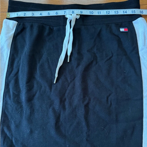 Tommy Hilfiger Sport skirt - Picture 4 of 5